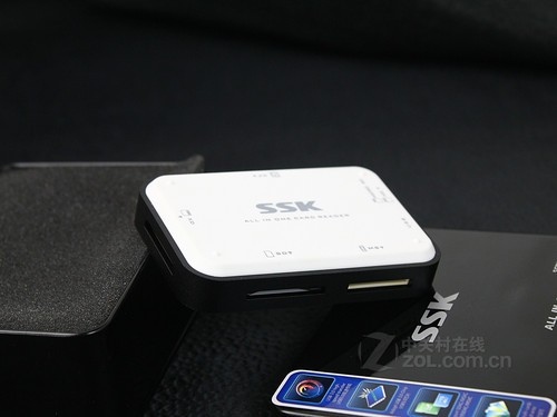 狂飙USB3.0 飚王多合一读卡器抢先测 